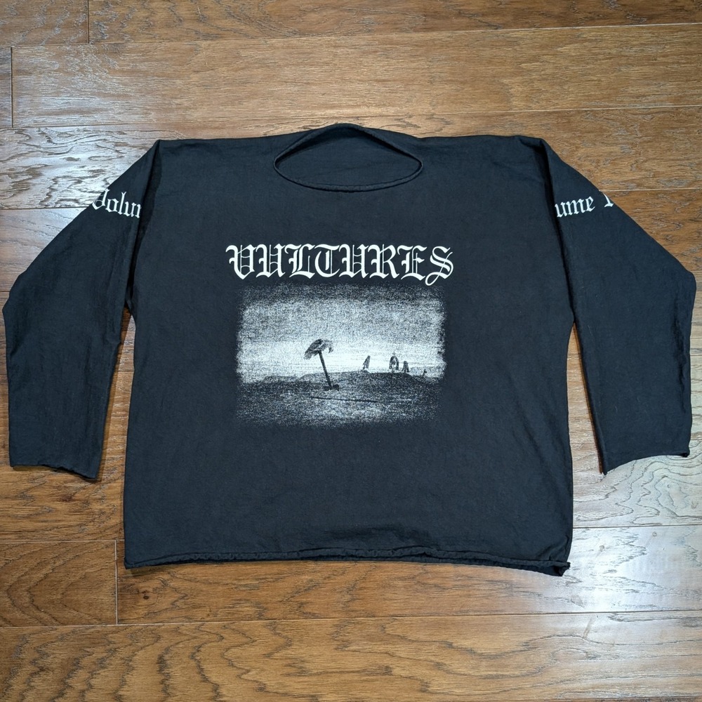 YZY Kanye West Gosha Vultures Volume 1 Long Sleeve T-shirt‎ Size 1 (26x25)